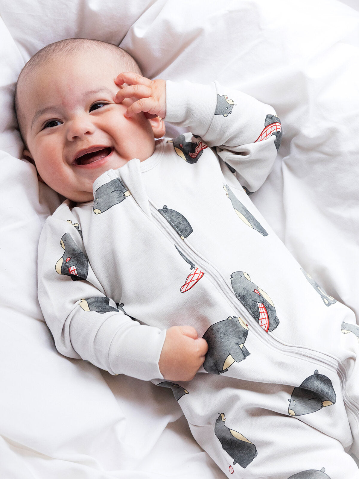 Baby Bear Organic Cotton Onesie – 100% Organic Cotton - Unpredictable Gifts