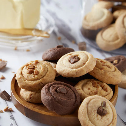 Mary Macleod’s Embossed Cookie Jar Tin – Holiday Gifts Variety Box (30 Cookies)